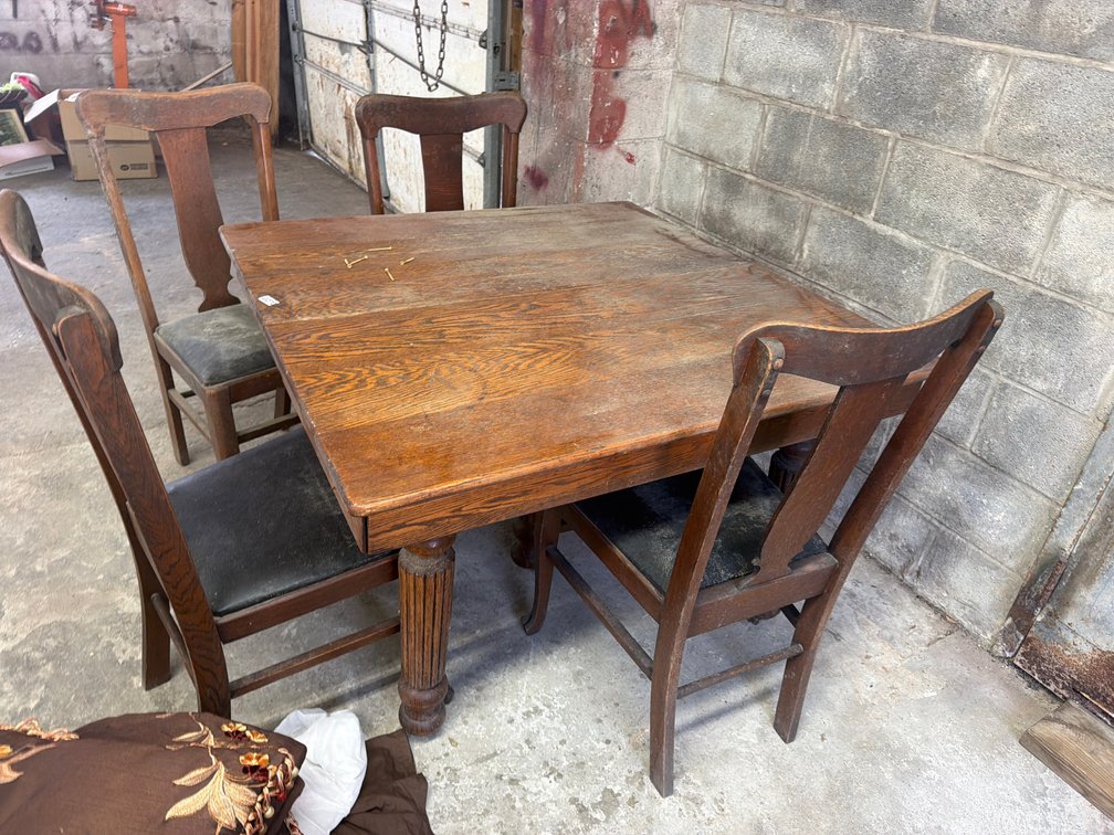 VINTAGE TABLE AND CHAIRS