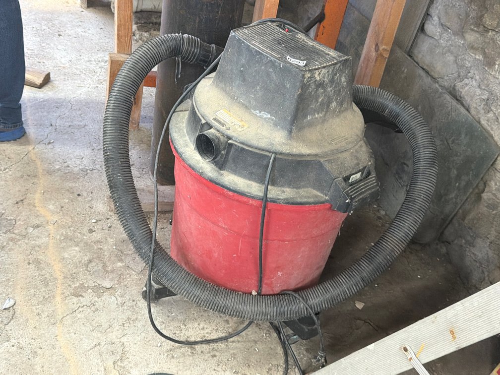 CRAFTSMAN SHOP VAC