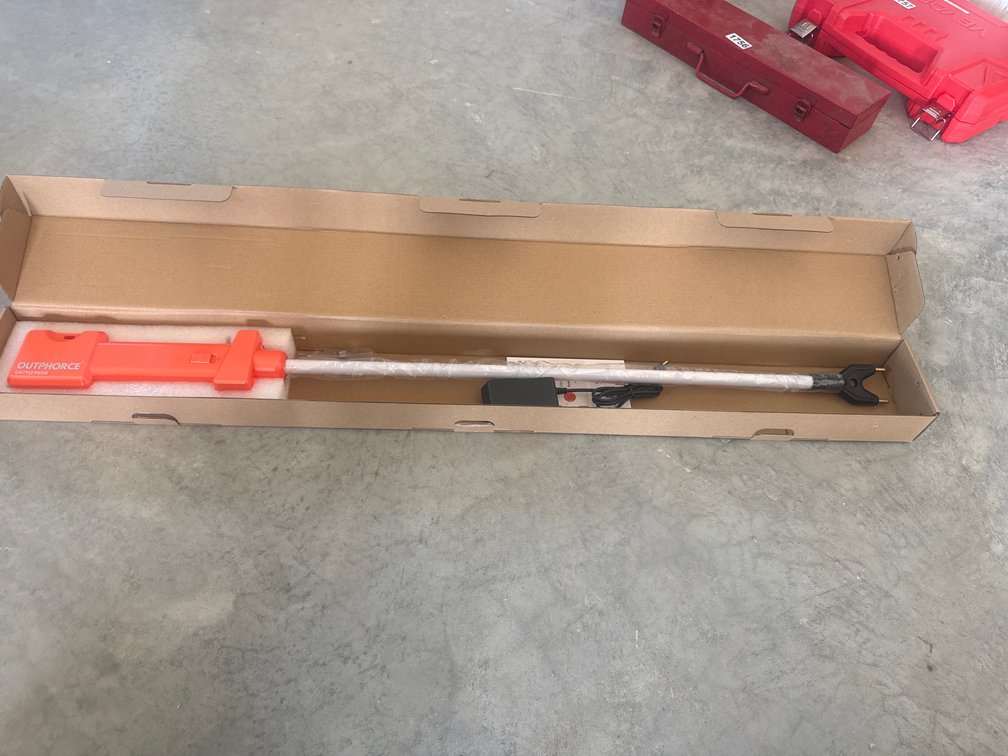 RECHARGEABLE CATTLE PROD