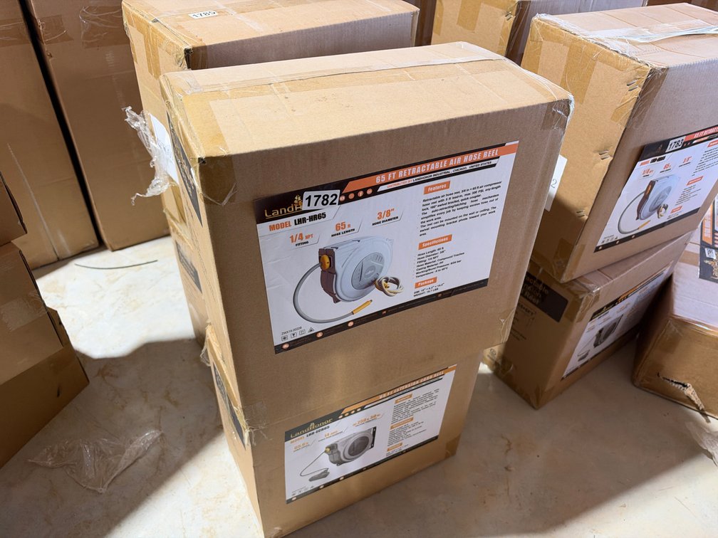 RETRACTABLE AIR HOSE AND EXTENSION CORD