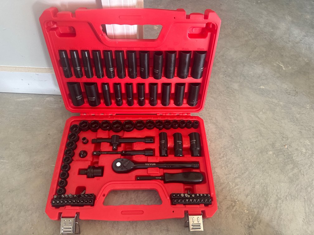 3/8” DRIVE SOCKET SET