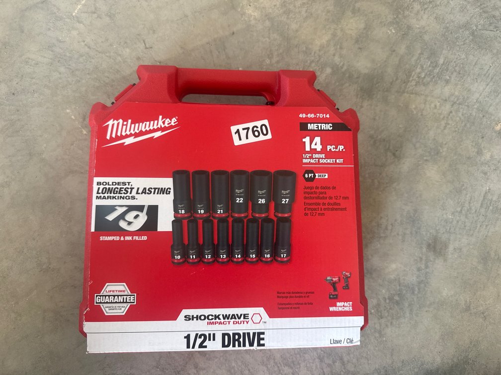 MILWAUKEE 1/2” DRIVE IMPACT SOCKET SET