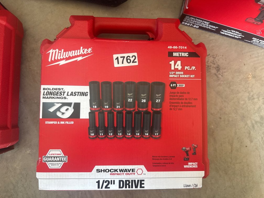 MILWAUKEE 1/2” DRIVE IMPACT SOCKET SET