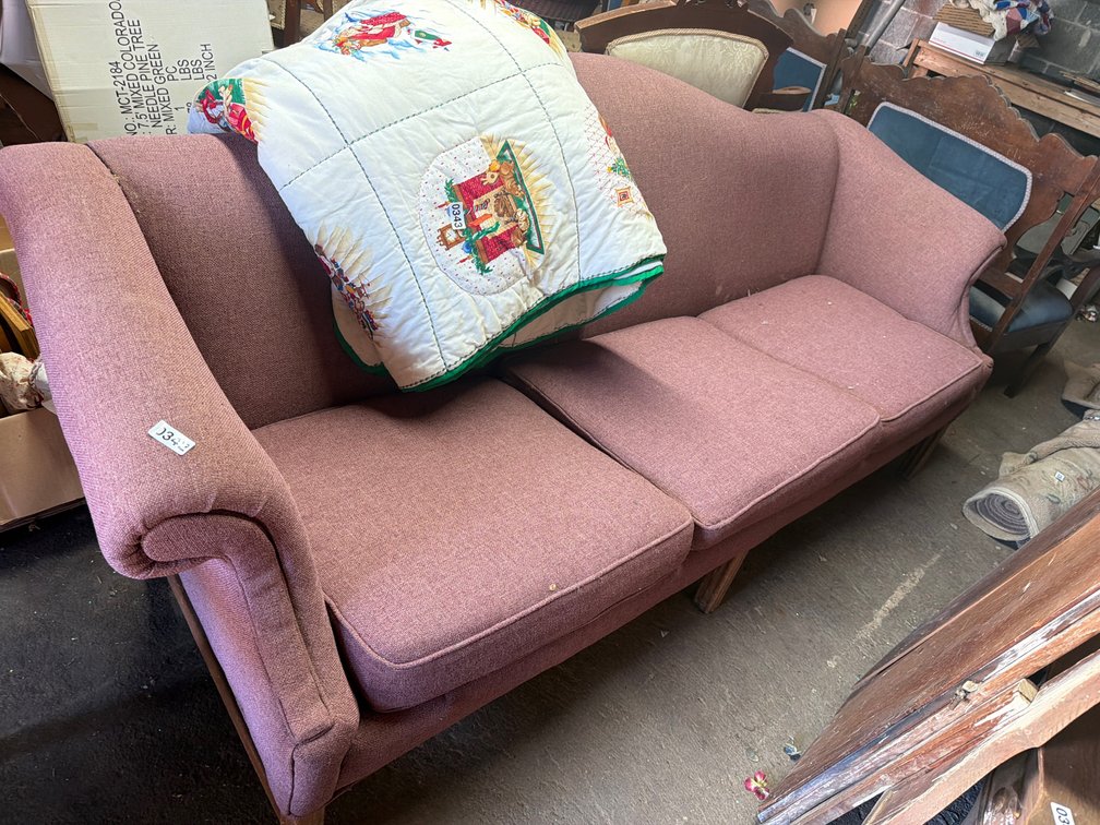 VINTAGE SOFA