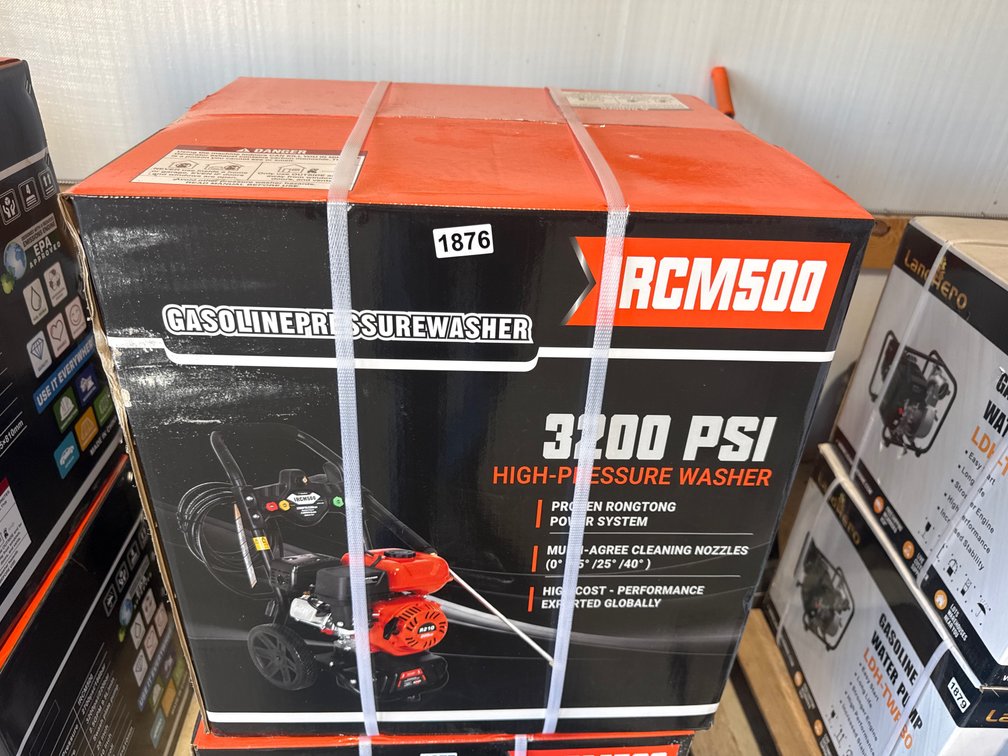 GAS POWERED PRESSURE WASHER