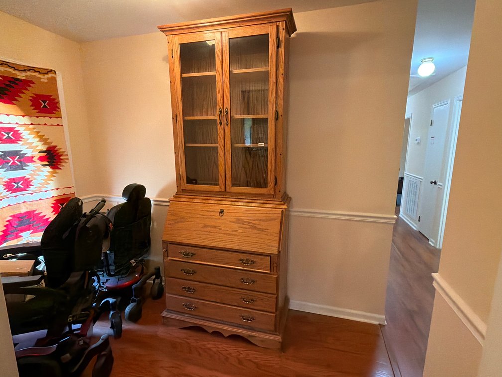 OAK SECRETARY