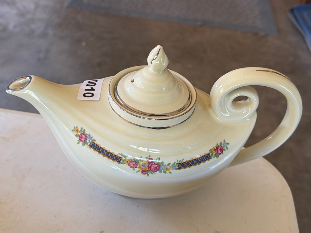HALL TEAPOT