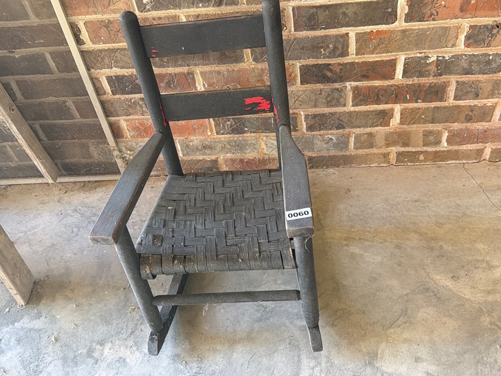 SMALL ROCKING CHAIR