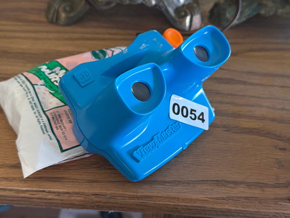 VIEWMASTER WITH SLIDES