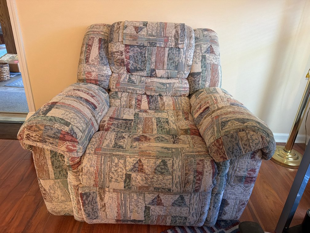RECLINER