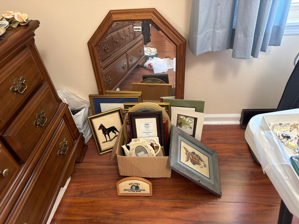 MIRROR, FRAMES, AND PRINTS