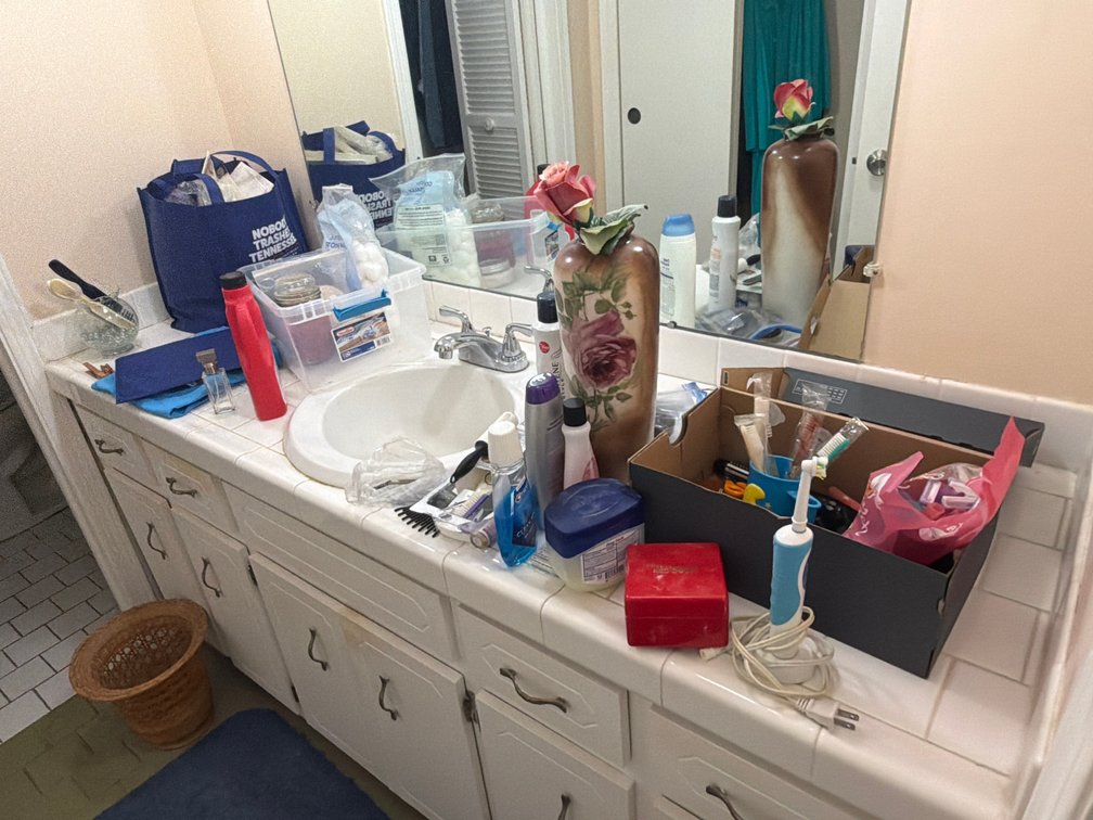 CONTENTS OF BATHROOM CLOSET