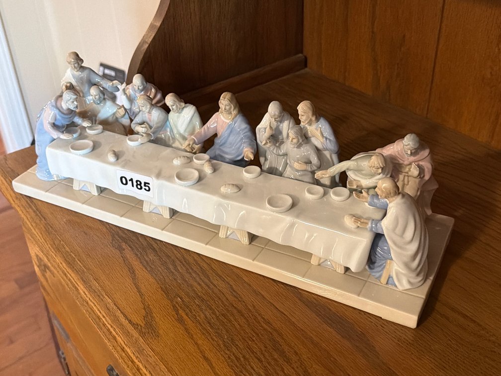 LAST SUPPER FIGURINE