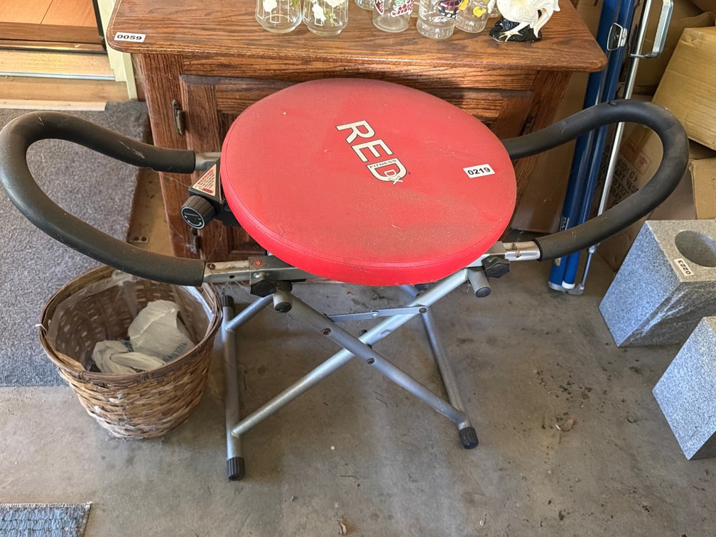 RED FITNESS ABDOMINAL EXERCISE CHAIR