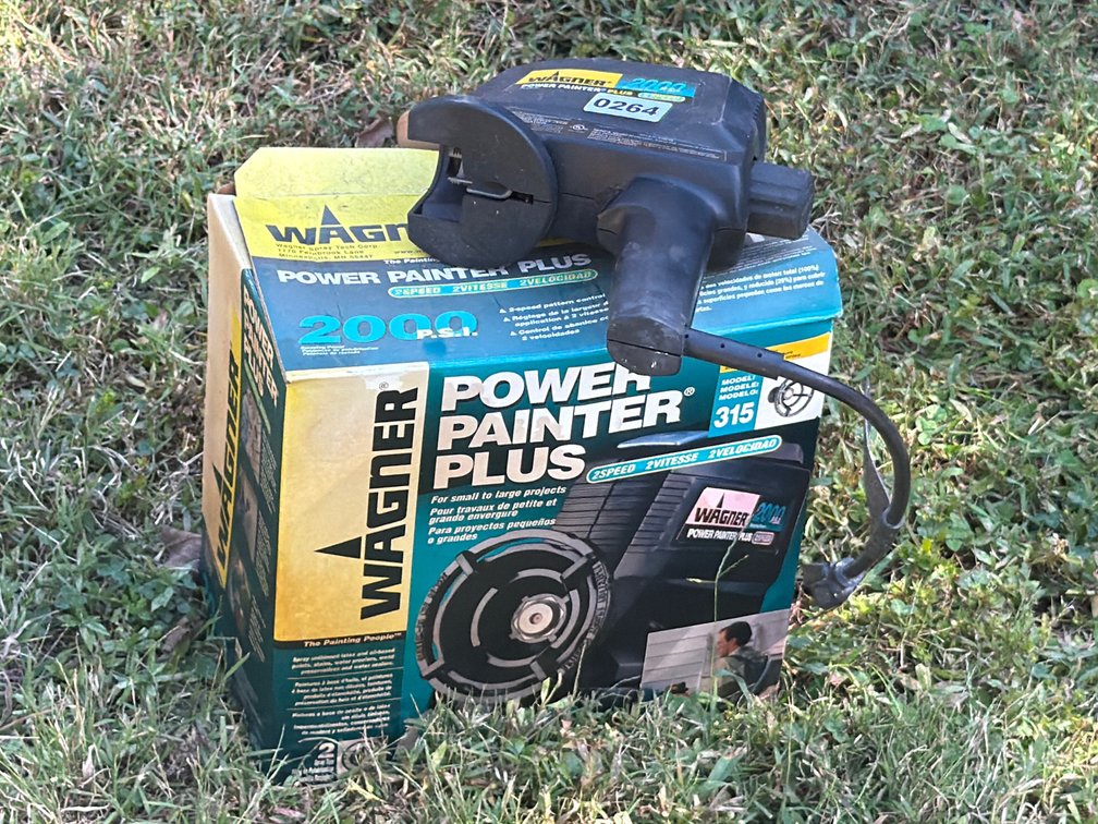 WAGNER PAINT SPRAYER
