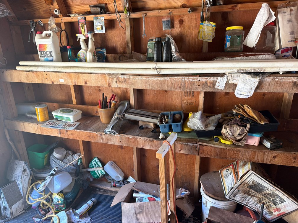 CONTENTS OF SHED