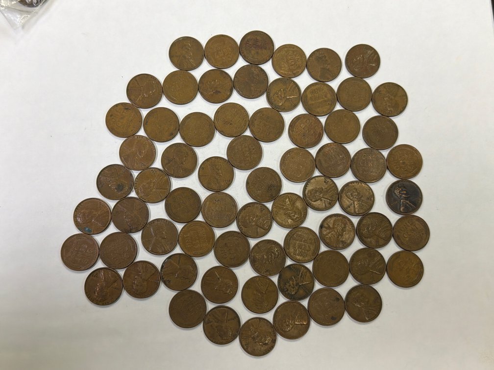 LOT OF WHEAT PENNIES
