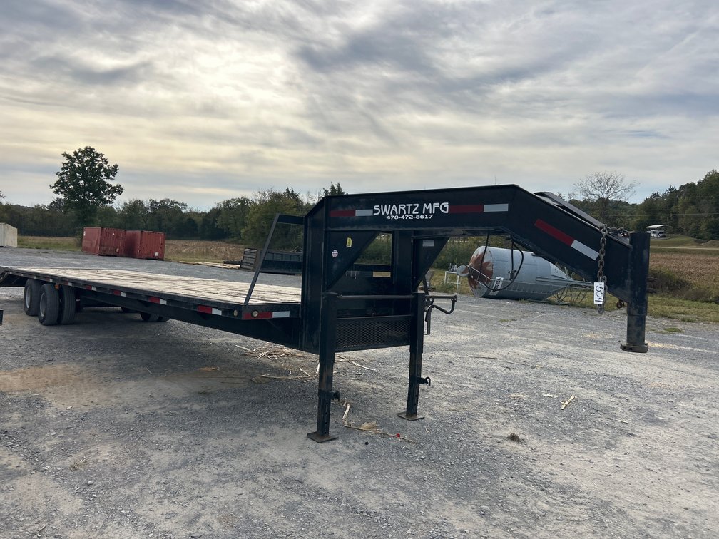 2022 SWARTZ 40’ GOOSENECK FLATBED TRAILER