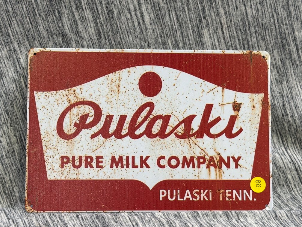 PULASKI SIGN