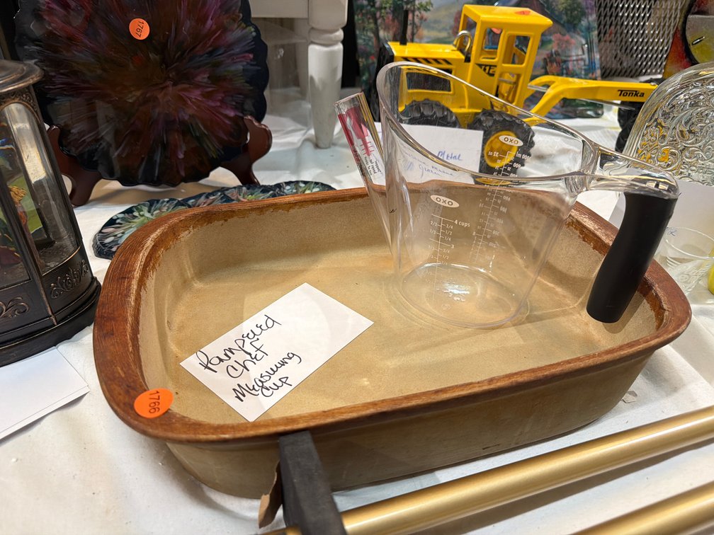 PAMPERED CHEF BAKEWARE, MEASURING CUP