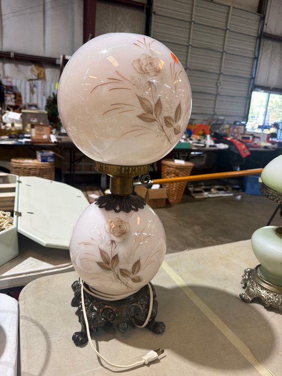 VINTAGE LAMP