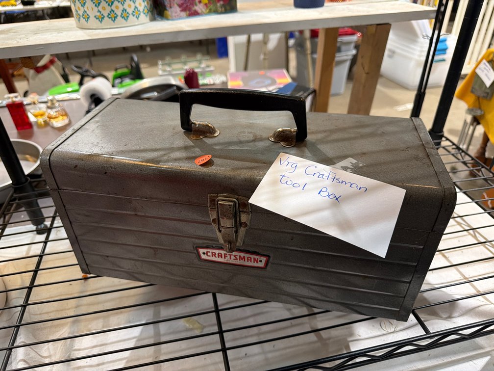 METAL CRAFTSMAN TOOLBOX