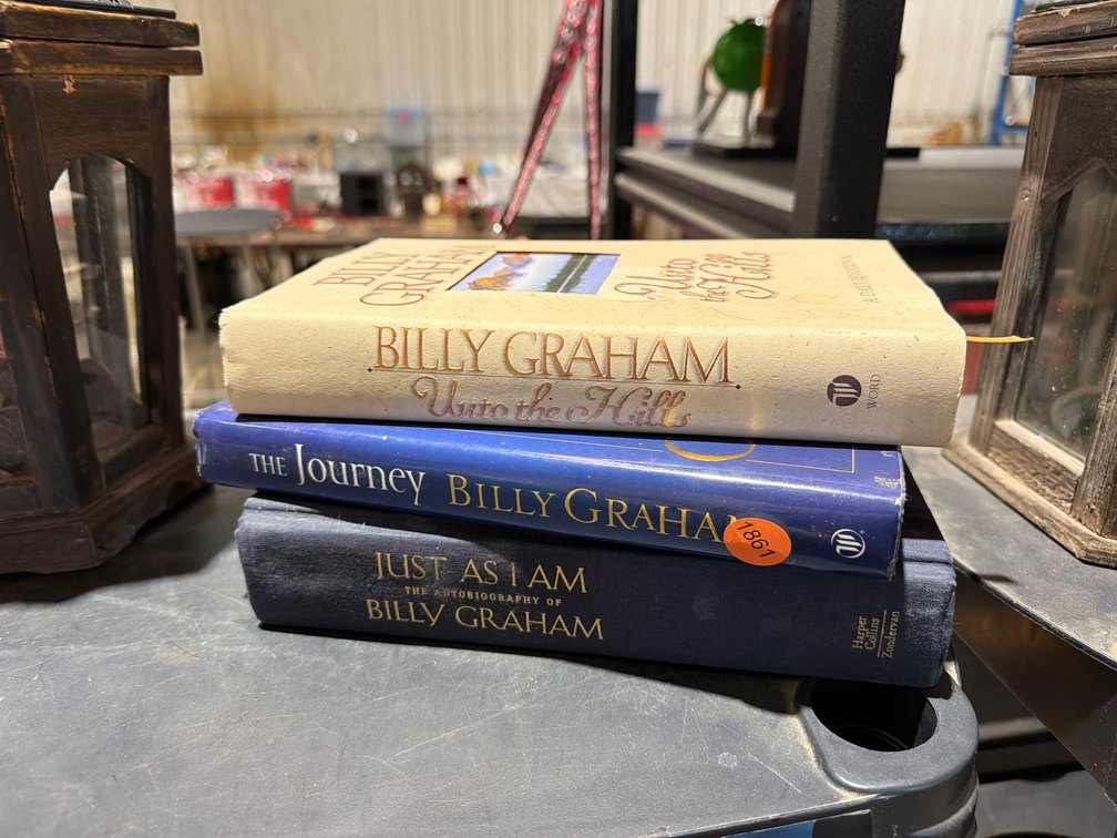 (3) BILLY GRAHAM HARDBACK BOOKS