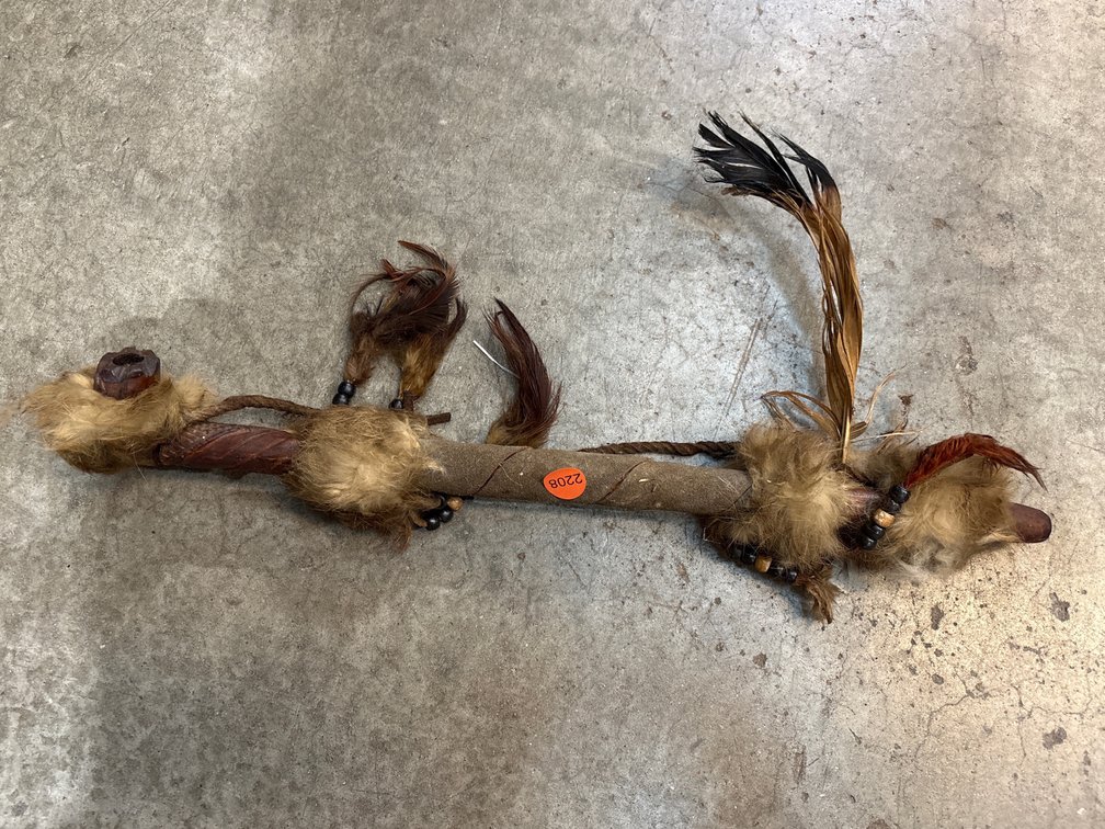 NATIVE AMERICAN CARVED PIPE