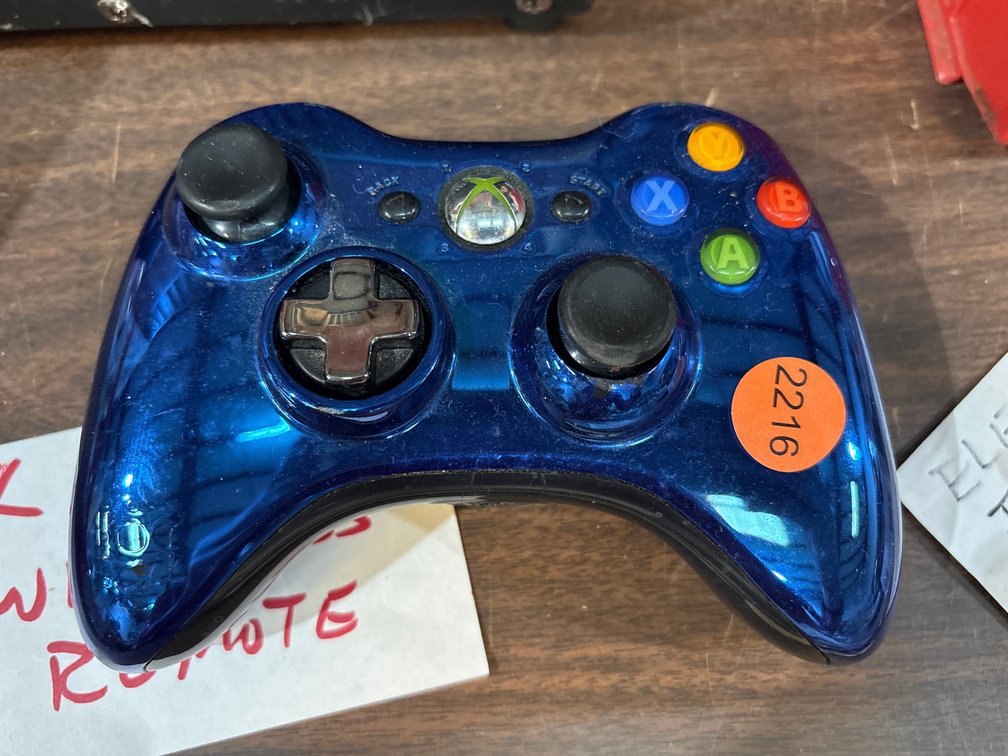 XBOX WIRELESS CONTROLLER