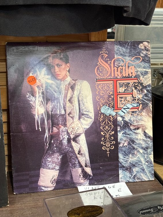 VINTAGE SHEILA E ALBUM