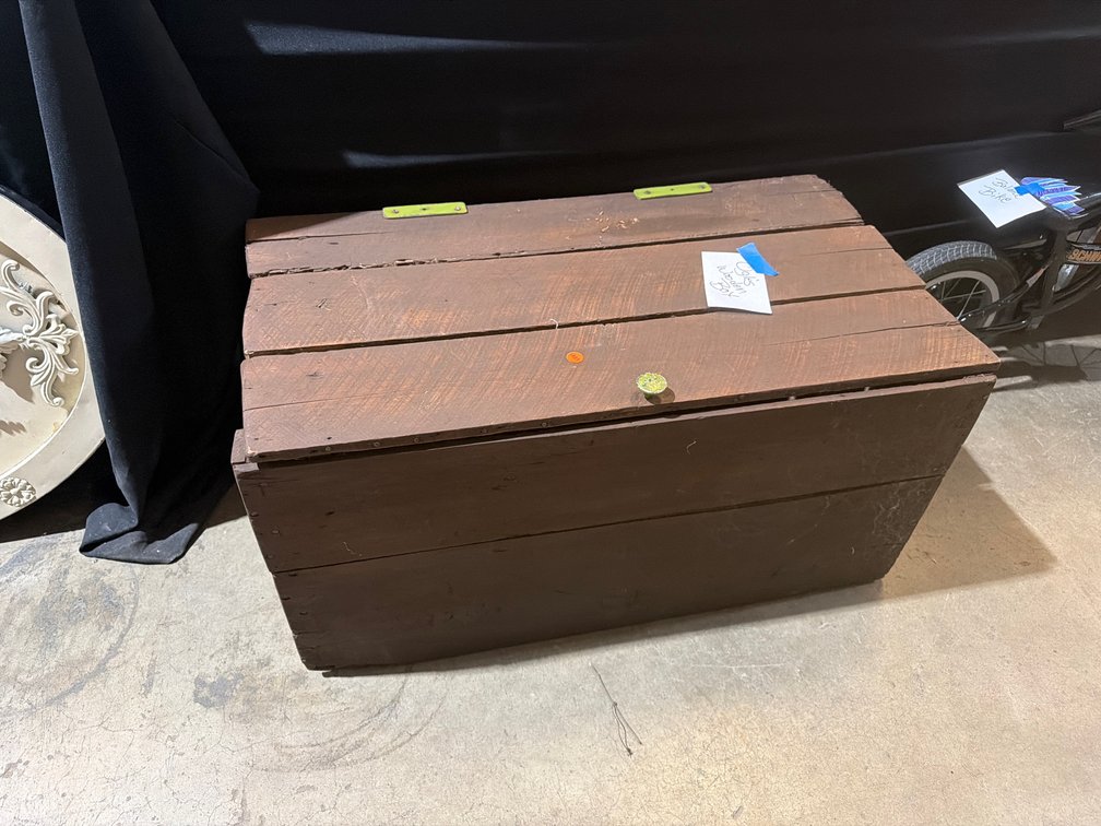 WOODEN BOX