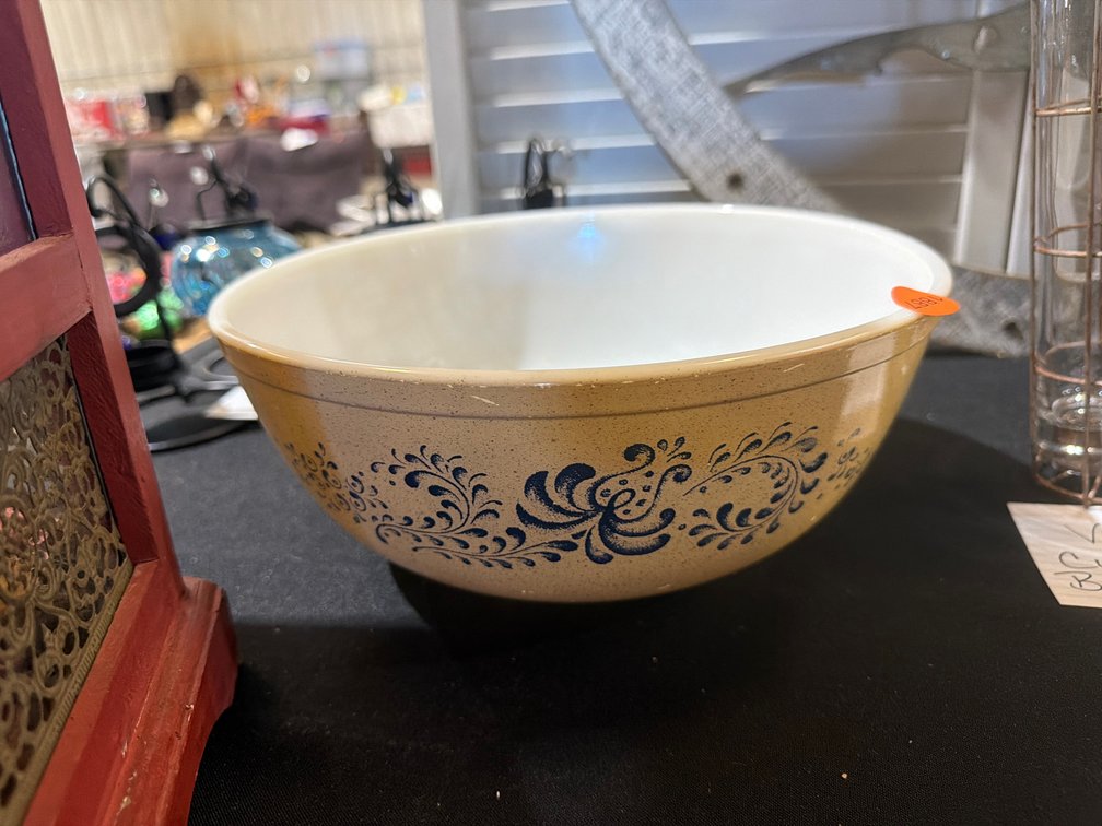 PYREX HOMESTEAD PATTERN MIXING BOWL