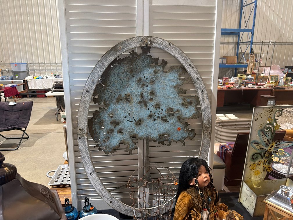 WOODEN/METAL TREE DECOR