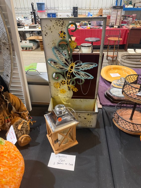 PLANTER BOX & BATTERY OPERATED CANDLE