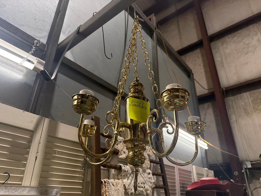BRASS CANDELABRA LIGHT FIXTURE