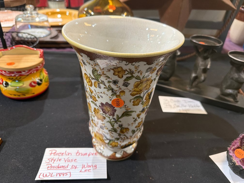 PORCELAIN TRUMPET STYLE VASE