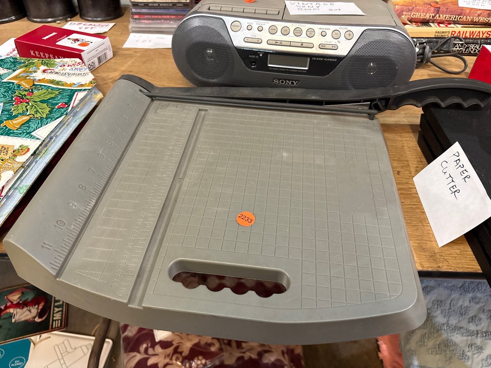 PAPER CUTTER