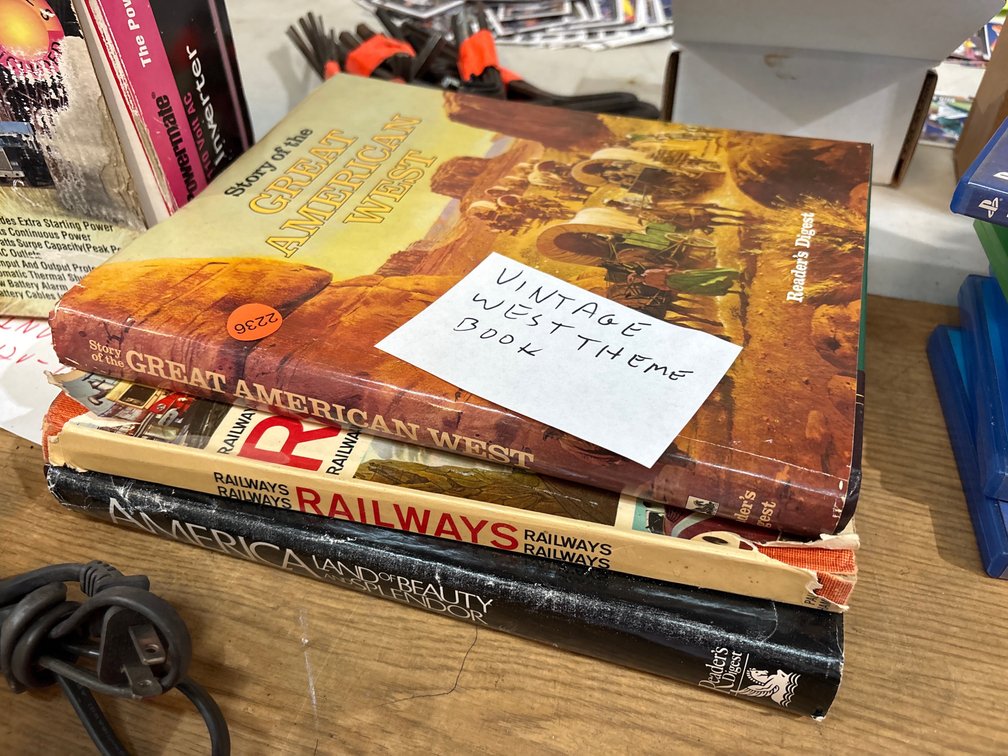 VINTAGE WEST THEME BOOKS