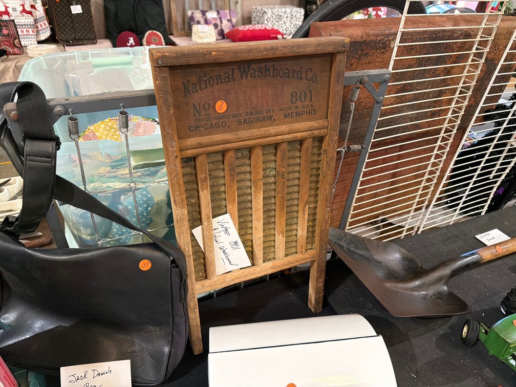 VINTAGE WASHBOARD