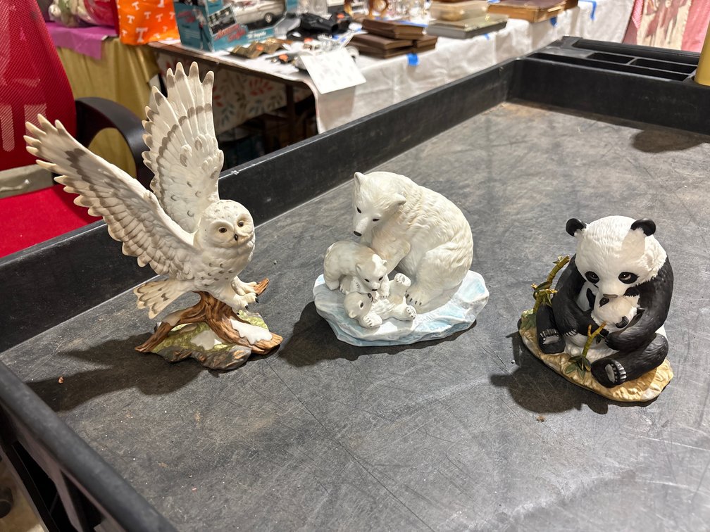VINTAGE HOMCO FIGURES