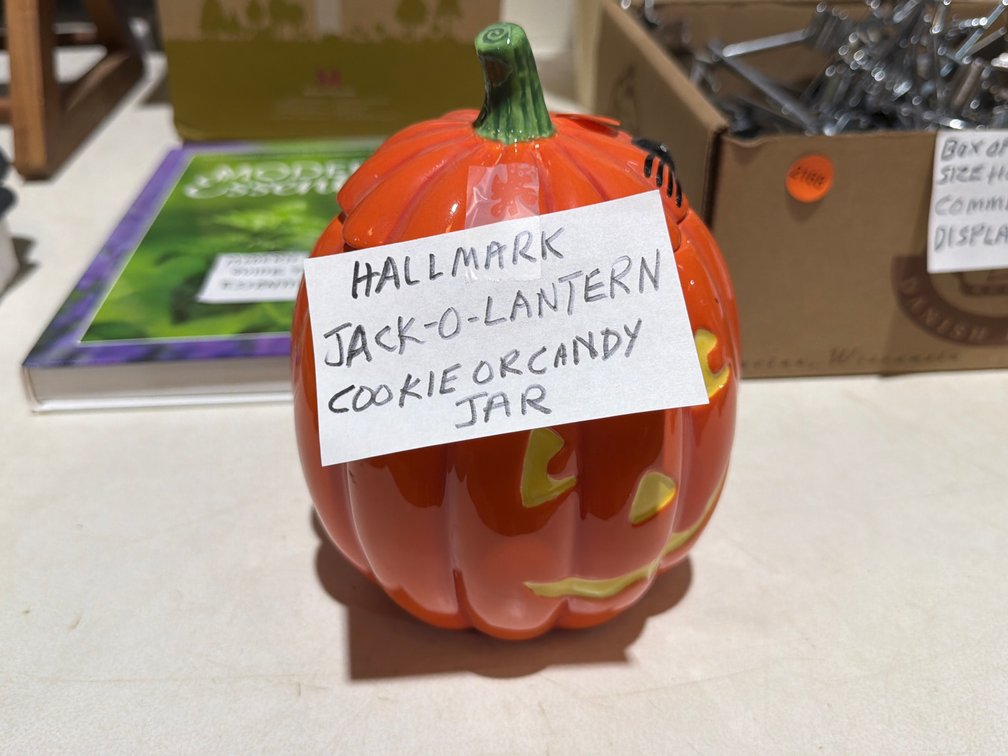 HALLMARK JACK-O-LANTERN CANDY JAR