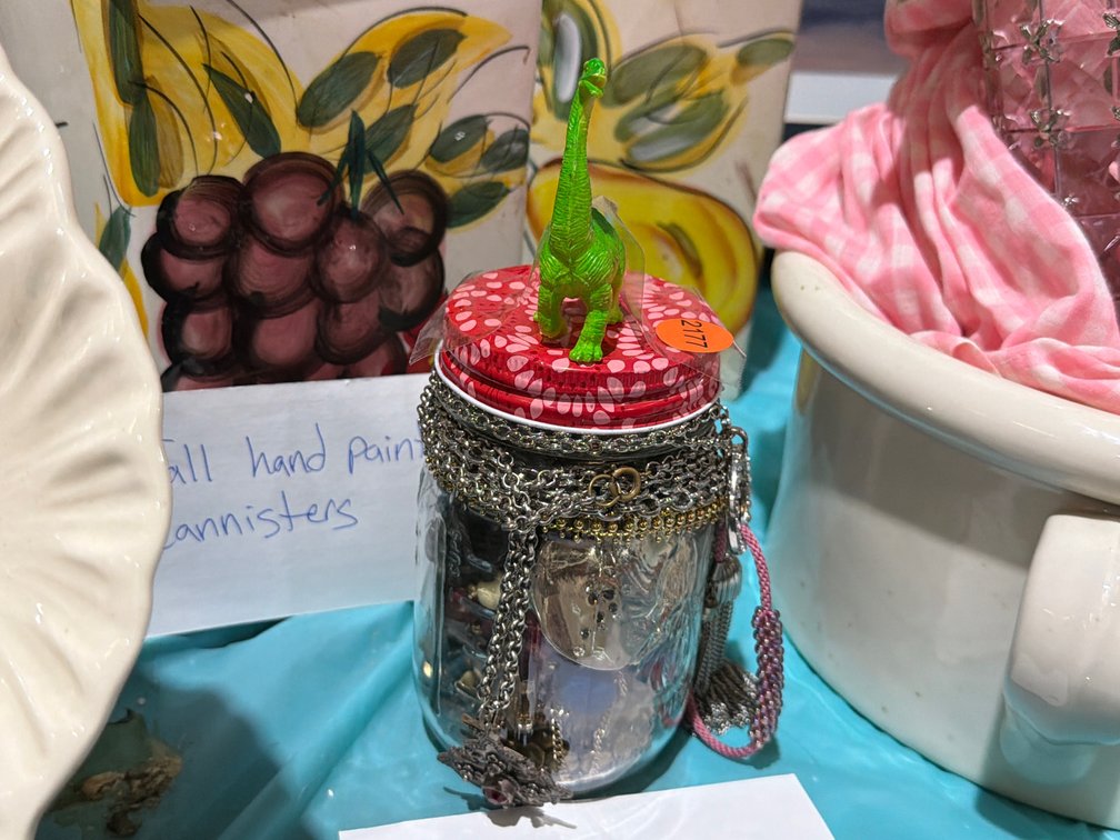 JAR OF JEWELRY