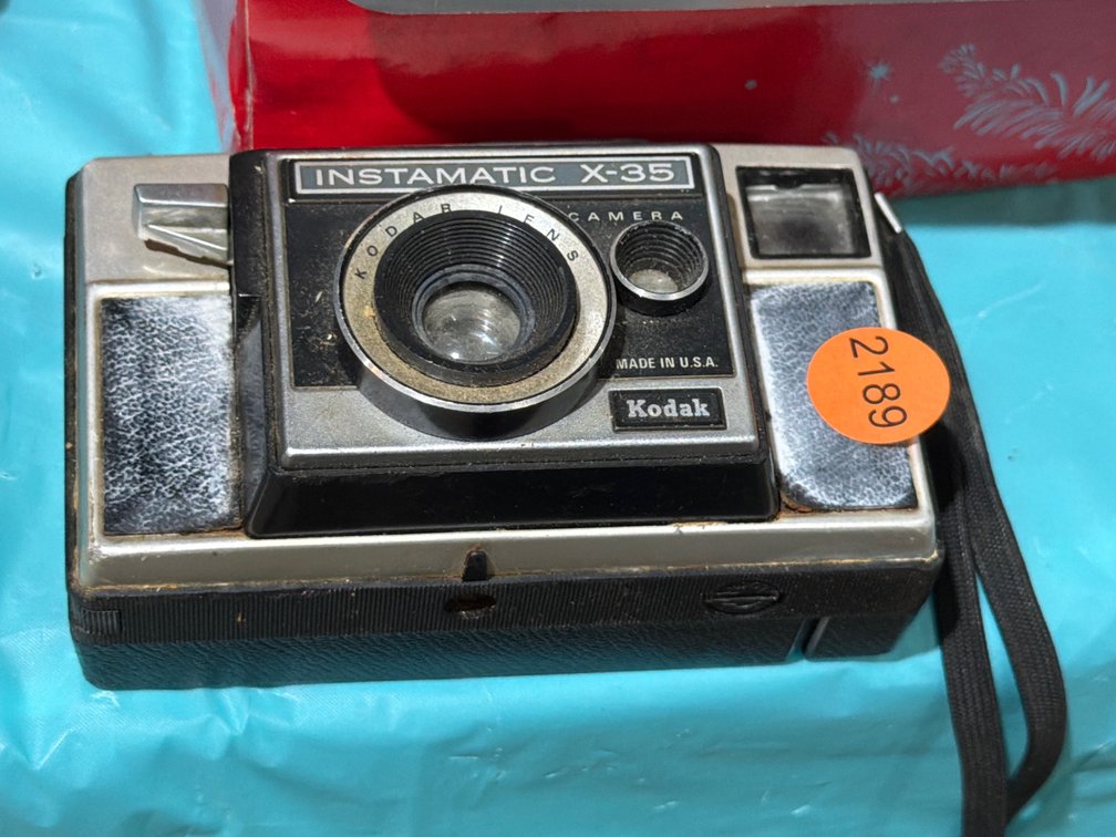 KODAK INSTAMATIC X-35 CAMERA
