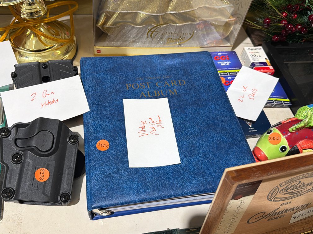 VINTAGE POST CARD ALBUM