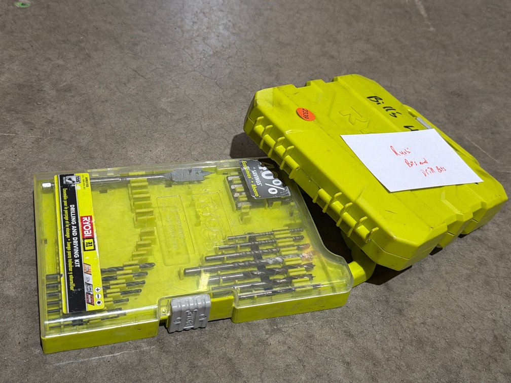 RYOBI BITS & DRILL BITS