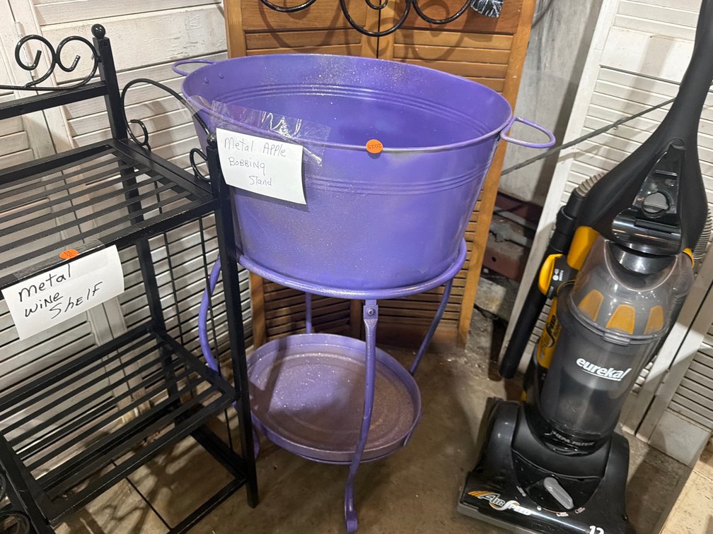 PURPLE METAL STAND