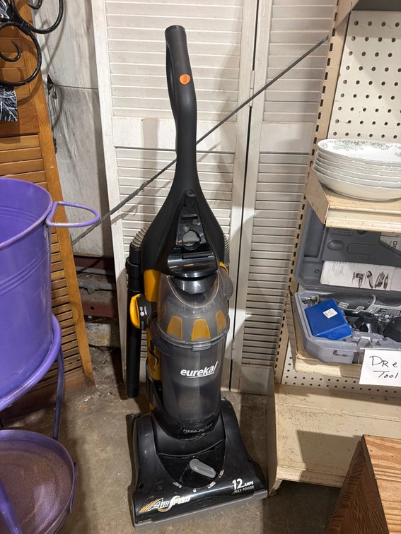 EUREKA VACUUM