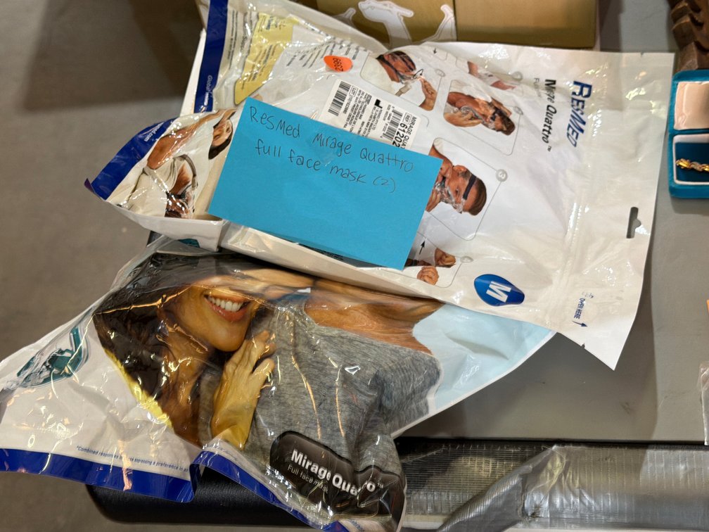 2 RESMED MIRAGE QUATTRO FACE MASK