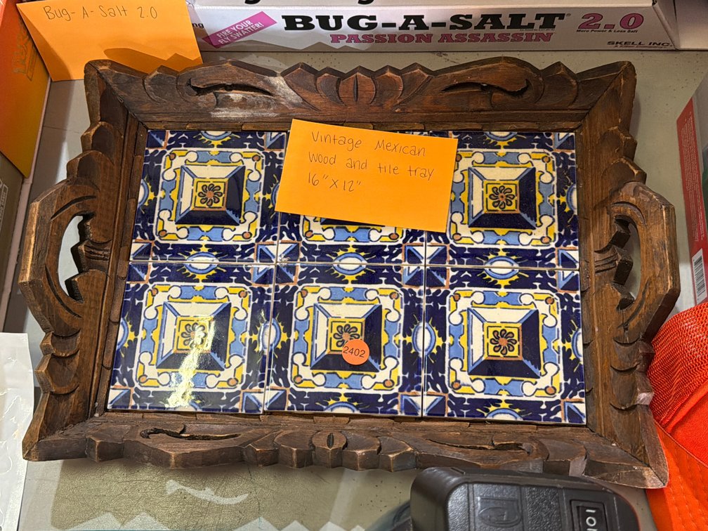 VINTAGE WOOD / TILE TRAY
