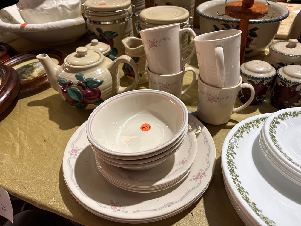 LOT OF CORELLE DISHES